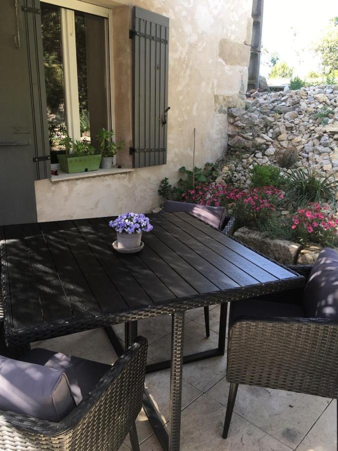 Juste Derriere Chez Nous Villa Boulbon Exterior photo